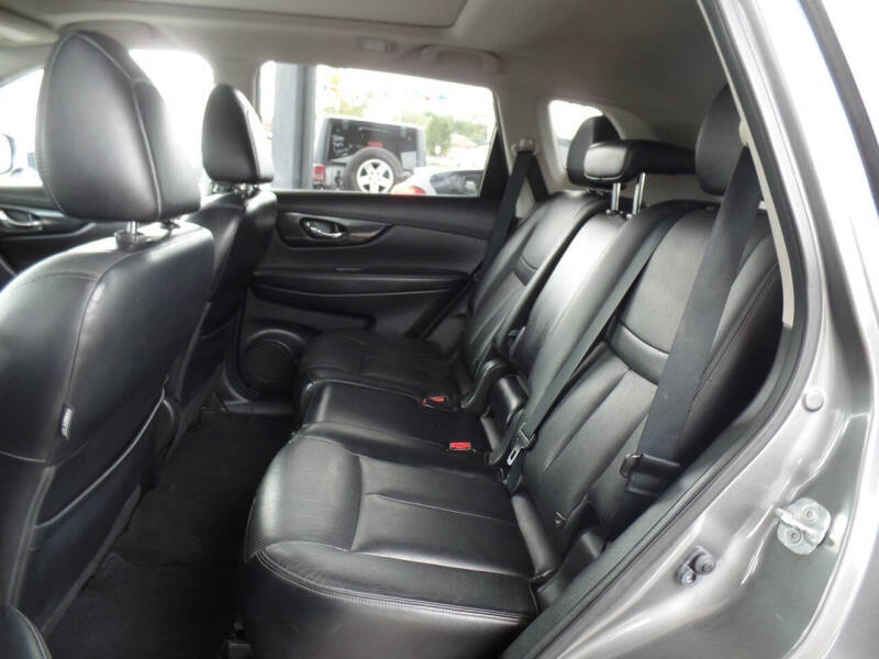 2017 Nissan Rogue SL