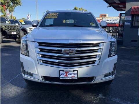 2019 Cadillac Escalade Platinum