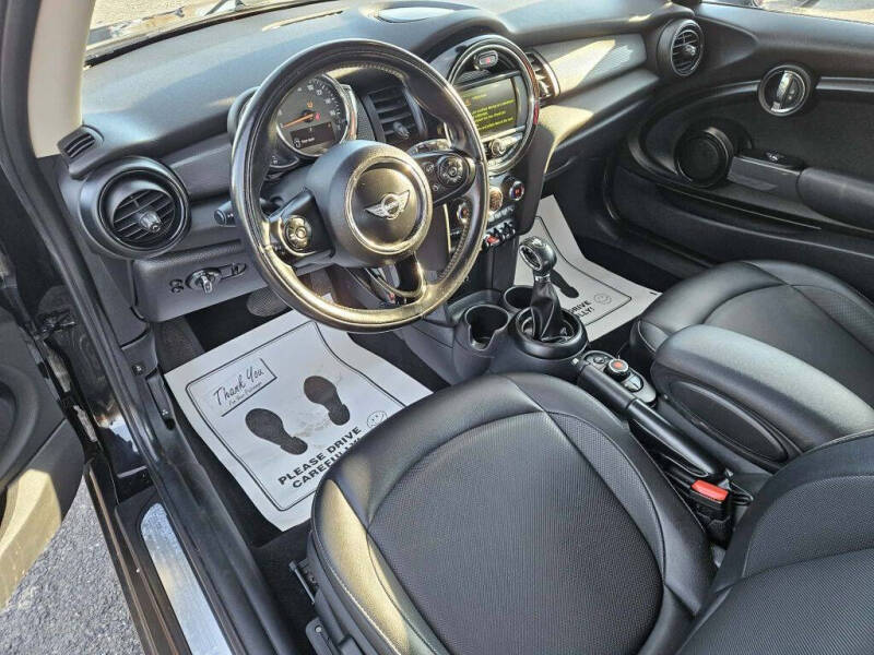 2018 MINI Cooper