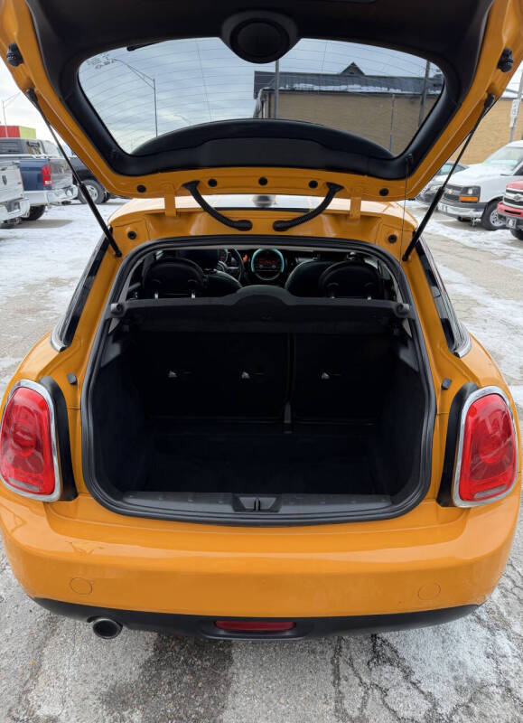 2016 MINI Hardtop 4 Door Cooper