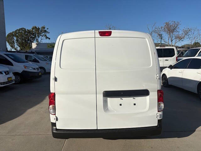 2018 Nissan NV200