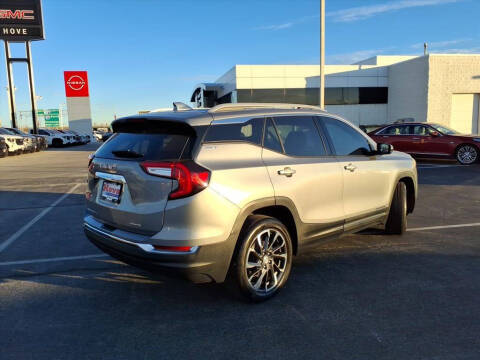 2023 GMC Terrain SLT