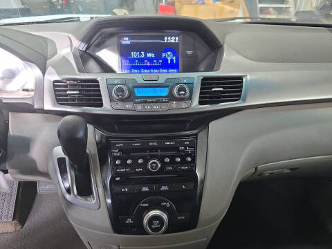 2011 Honda Odyssey EX-L w/DVD