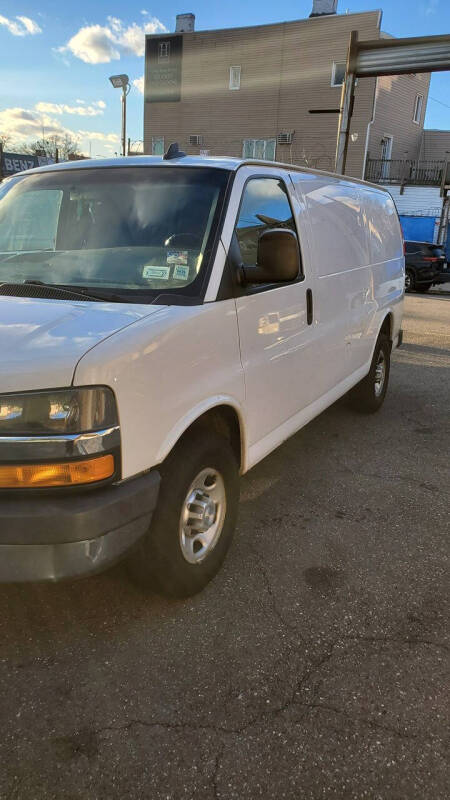 2016 Chevrolet Express 2500