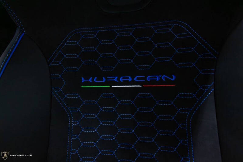 2023 Lamborghini Huracan Tecnica