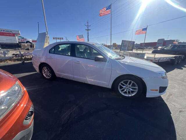 2011 Ford Fusion for sale at Car Smart Of St. Cloud in Saint Cloud, MN