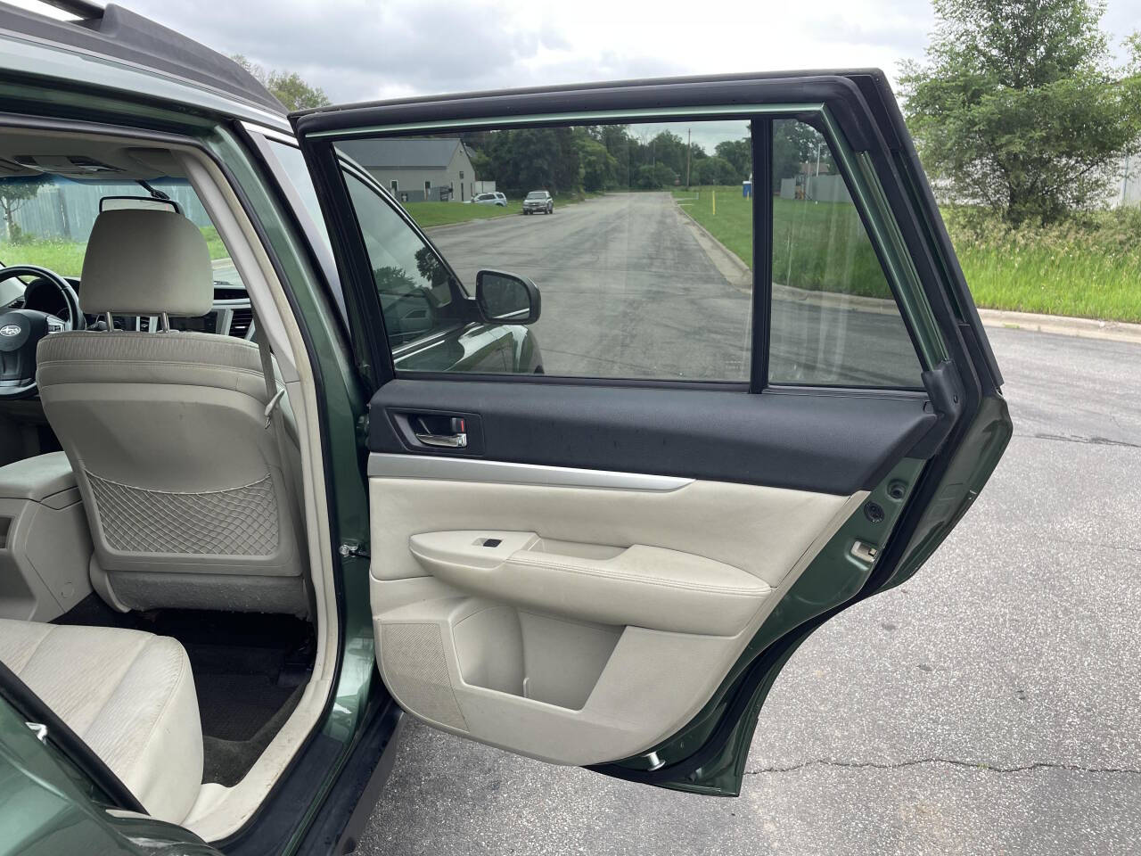 2012 Subaru Outback for sale at Twin Cities Auctions in Elk River, MN