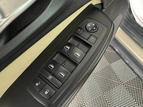 2015 Jeep Cherokee Sport