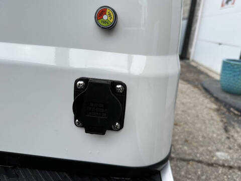 2025 Icon i40L ECO LITHIUM