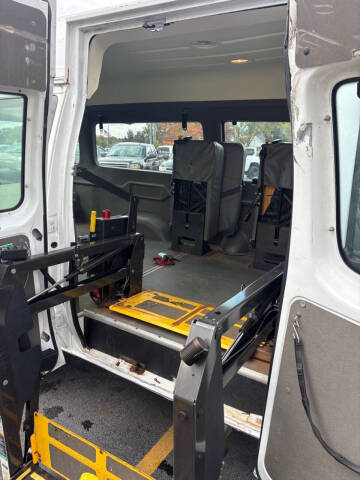 2013 Ford E-Series E-350 SD