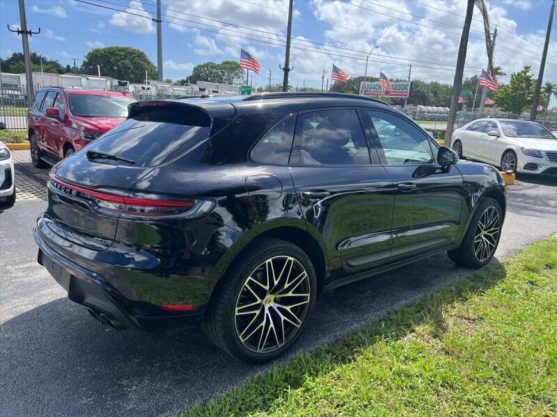 2023 Porsche Macan