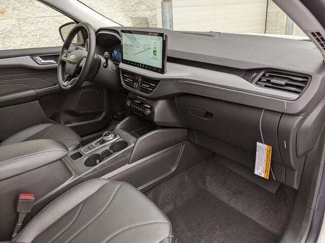 2025 Ford Escape Platinum