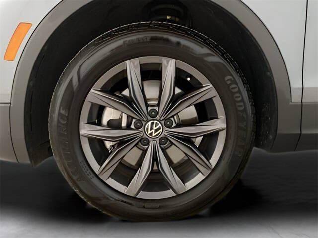 2022 Volkswagen Tiguan SE