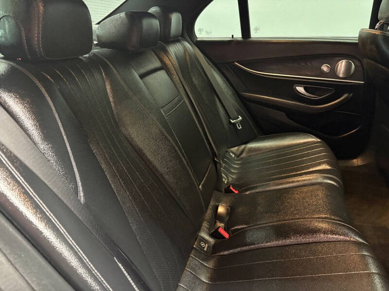 2019 Mercedes-Benz E-Class E 300