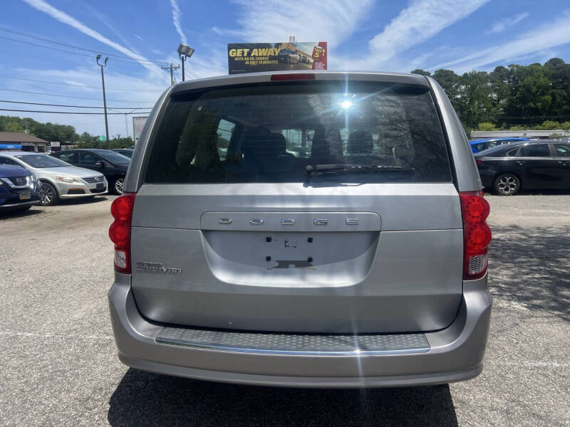 2015 Dodge Grand Caravan American Value Package