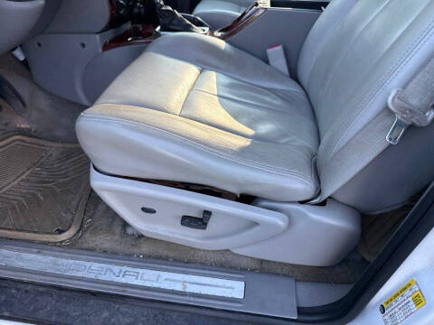 2009 GMC Envoy Denali