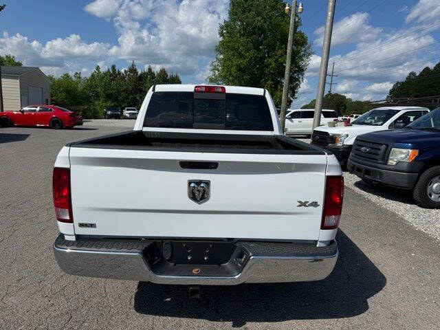 2017 RAM 1500 SLT