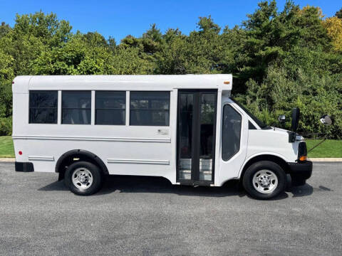2017 Chevrolet 3500 Express