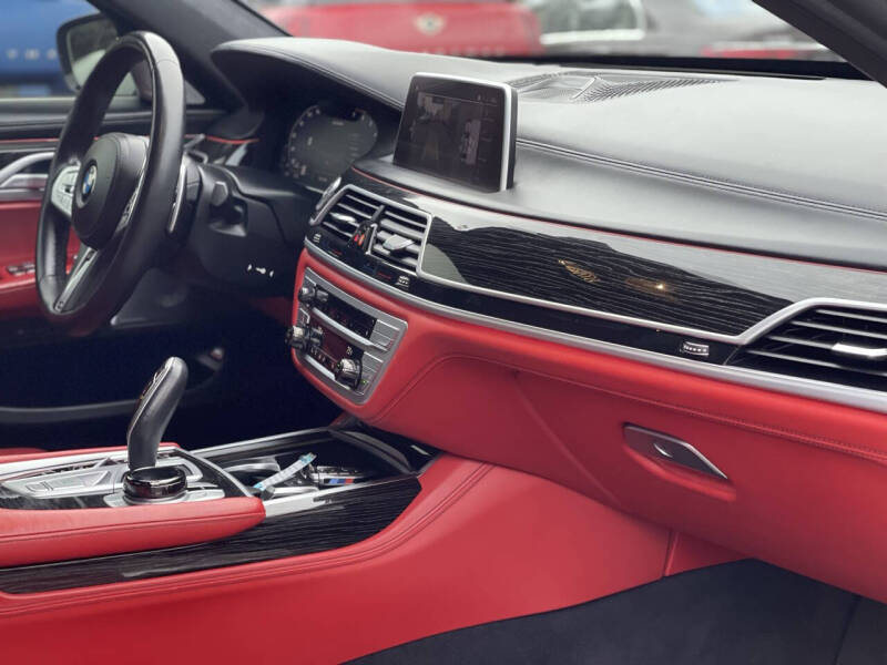 2021 BMW 7 Series 750i xDrive