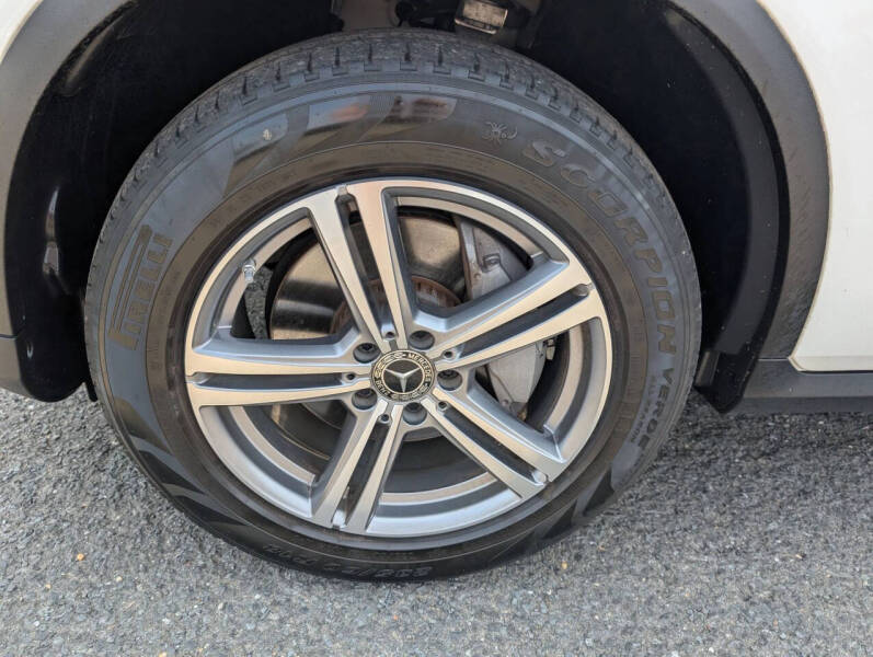 2021 Mercedes-Benz GLC GLC 300 4MATIC