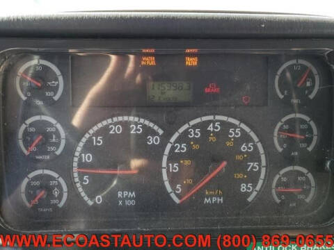 2006 Freightliner FS 65