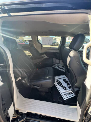 2018 Chrysler Pacifica Touring L