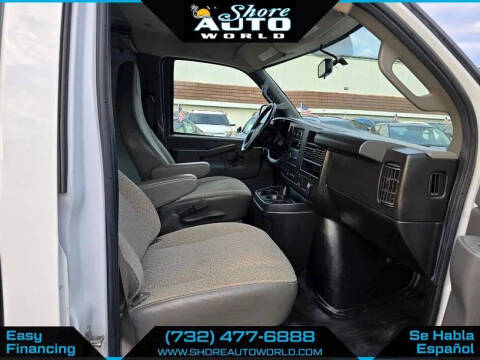 2022 Chevrolet Express 2500