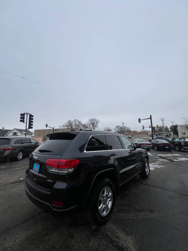 2014 Jeep Grand Cherokee Laredo photo 7