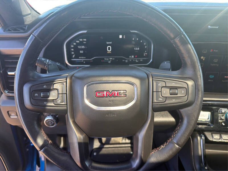 2023 GMC Sierra 1500 AT4X