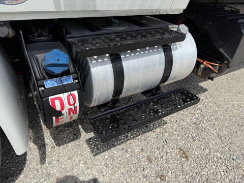 2018 International DuraStar 4300