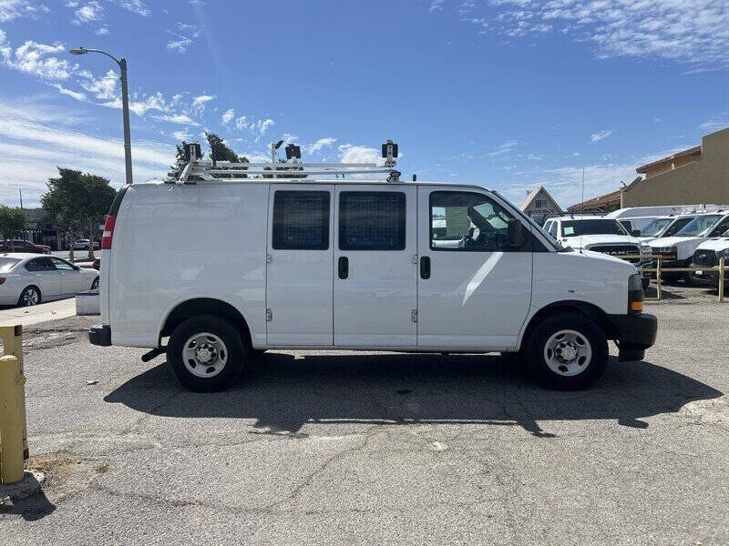2018 Chevrolet Express 2500