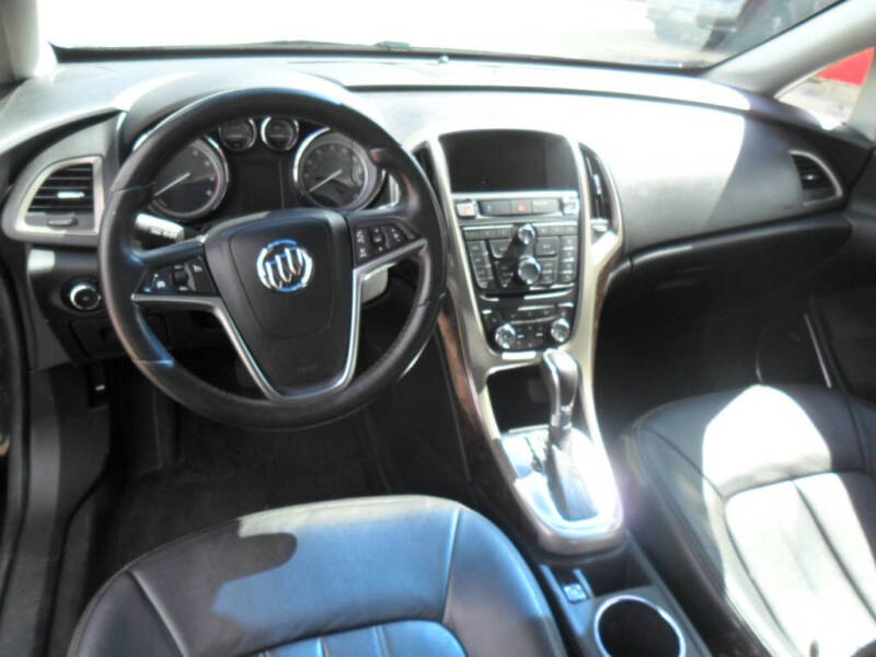 2012 Buick Verano Leather Group