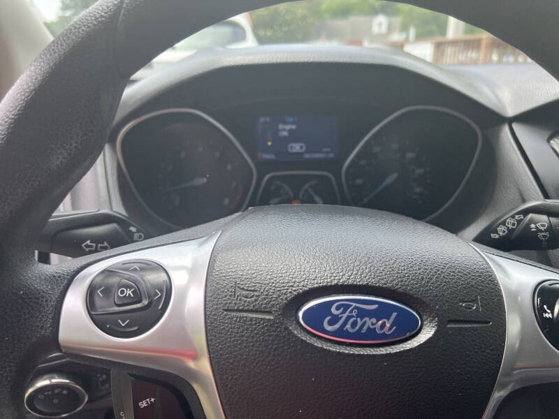 2014 Ford Focus SE