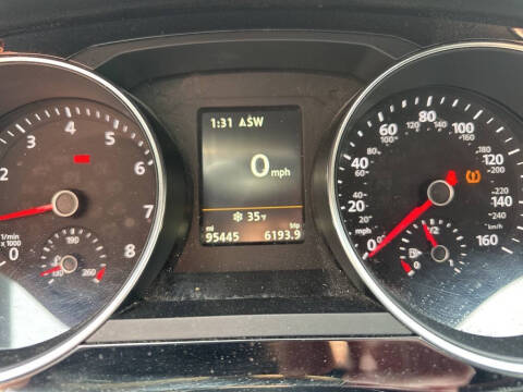 2017 Volkswagen Jetta 2.0T GLI