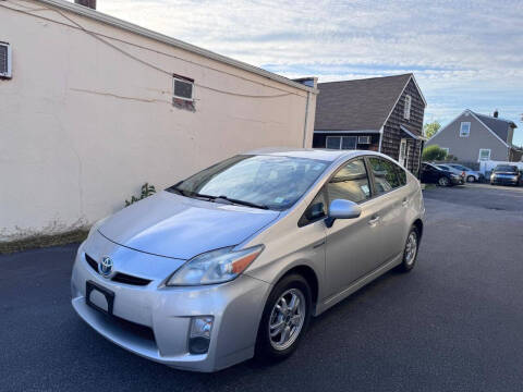 2010 Toyota Prius III