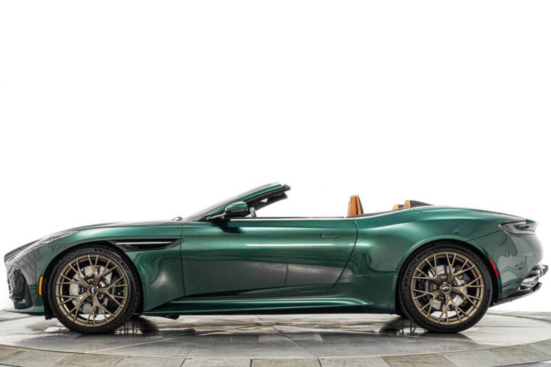 2025 Aston Martin DB12 Volante
