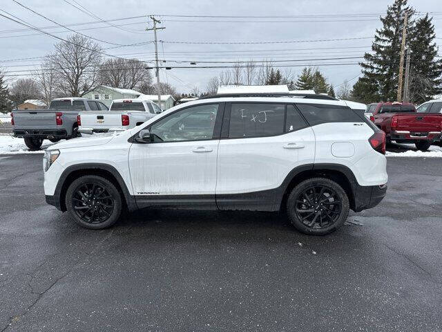 2023 GMC Terrain SLT