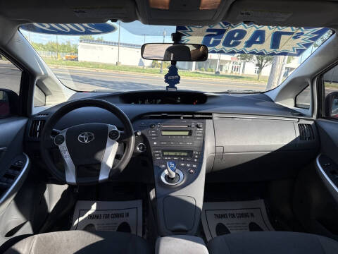 2010 Toyota Prius III