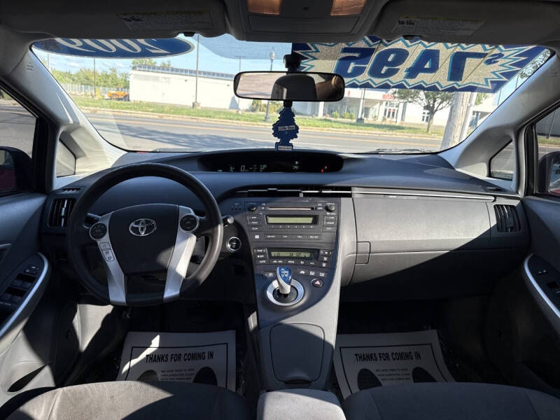 2010 Toyota Prius III