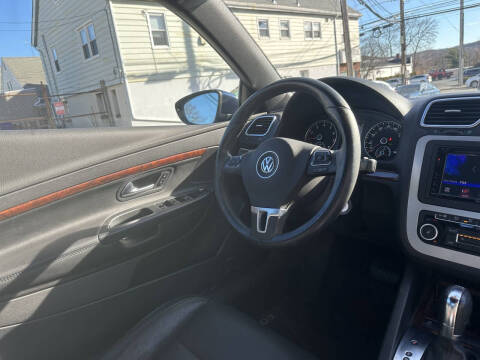 2012 Volkswagen Eos Executive SULEV