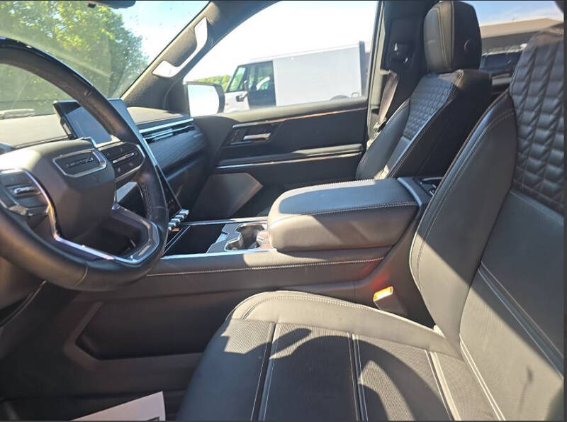 2025 GMC Sierra EV Denali