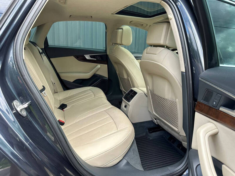 2017 Audi A4 2.0T quattro Premium Plus