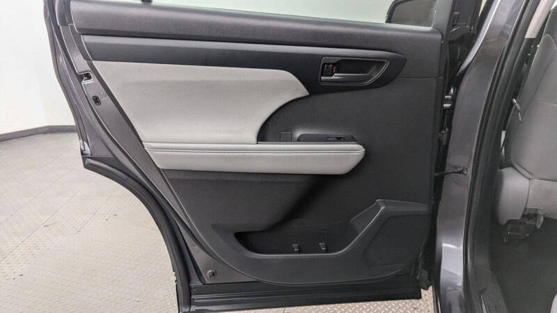 2021 Toyota Highlander L