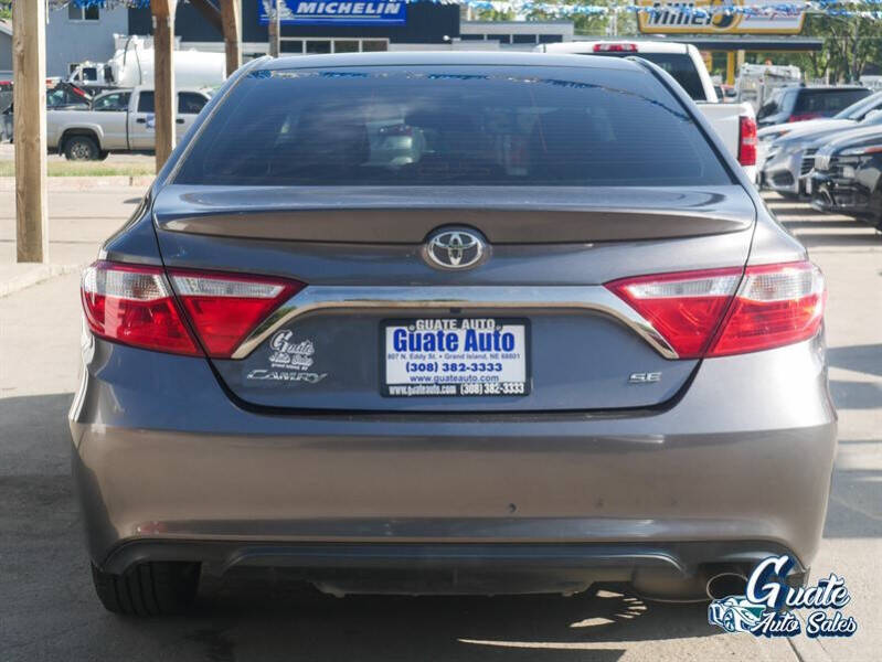 2017 Toyota Camry SE