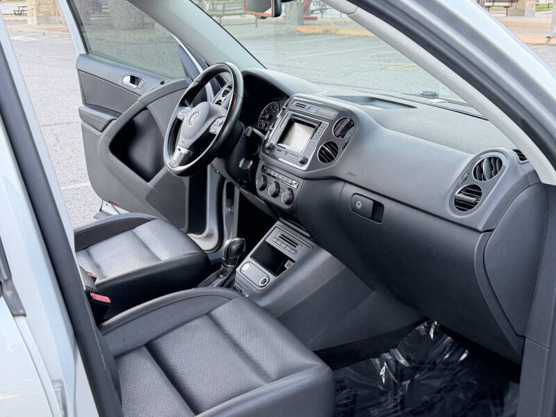 2016 Volkswagen Tiguan 2.0T S