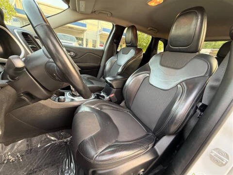 2018 Jeep Cherokee Latitude Plus