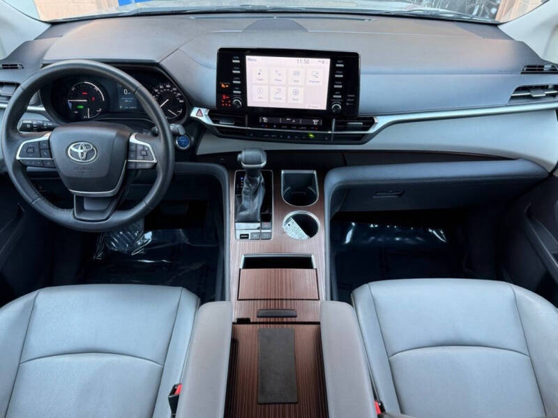 2021 Toyota Sienna