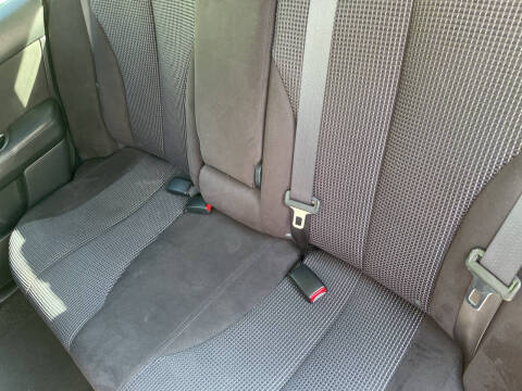 2011 Nissan Versa 1.8 SL