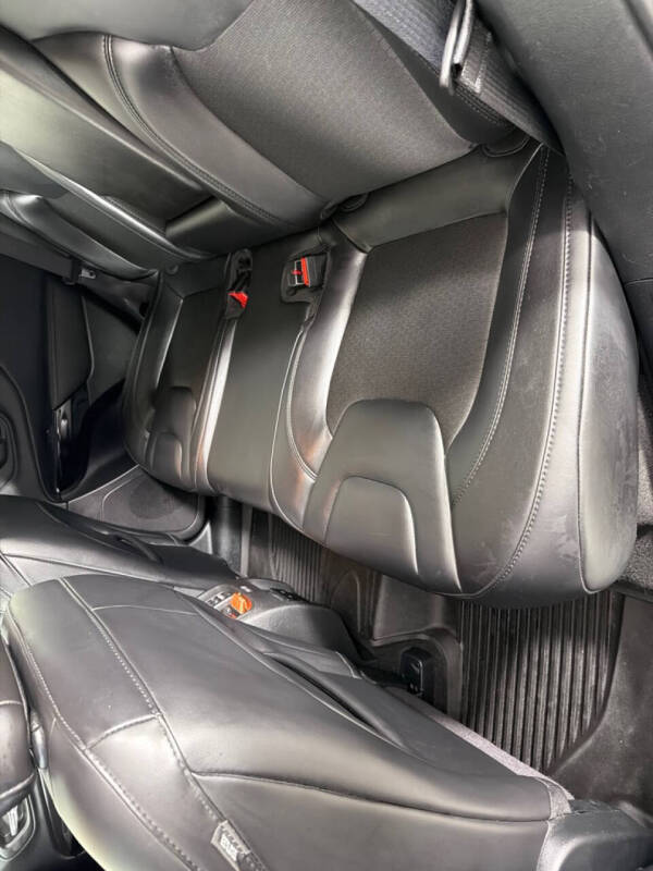 2020 Jeep Cherokee Altitude