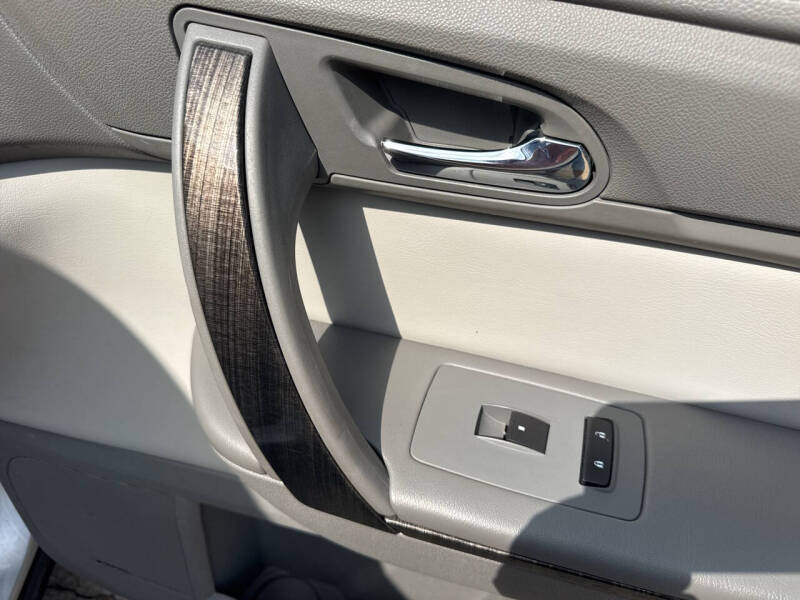 2016 GMC Acadia SLT-1